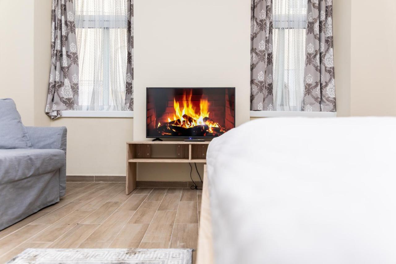Comfortable Romantic 1 Bedroom Apartment Near Augarten Виена Екстериор снимка