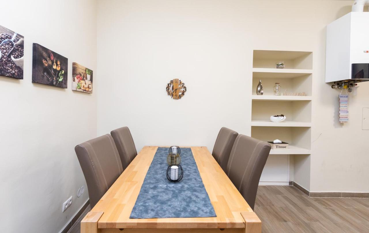 Comfortable Romantic 1 Bedroom Apartment Near Augarten Виена Екстериор снимка
